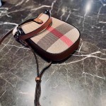 New Genuine Leather Crossbody Bag - Plaid Checkered Design, Detachable Strap & Snap Closure, Large Phone Compartment, Casual Chic Style in Caramel & Black for Everyday Use